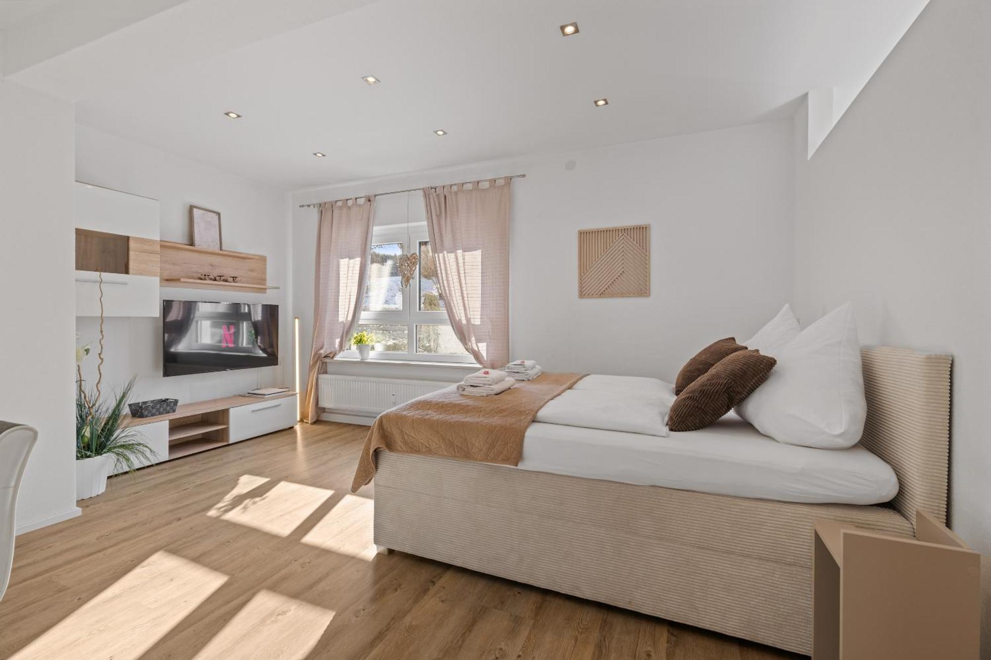 Goldcream Suites - Modern - Netflix - Free Parking Günzburg Exterior foto